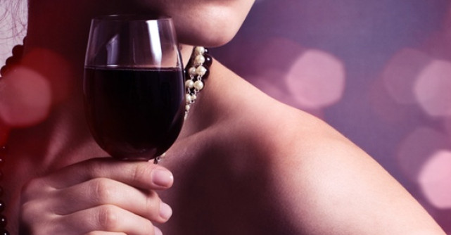  7 Lucruri pe care nu le stiai despre femei si alcool