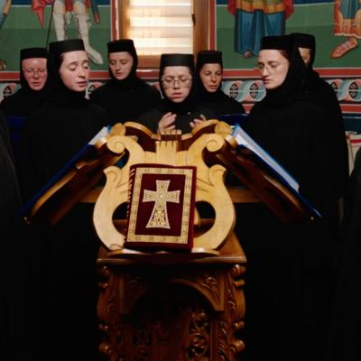 Cântarea care vindecă inima – Corul maicilor de la Mănăstirea Paltin Petru-Vodă