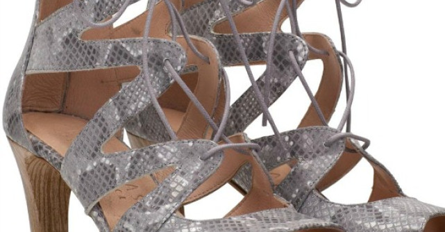 Trend Alert - Snake Print