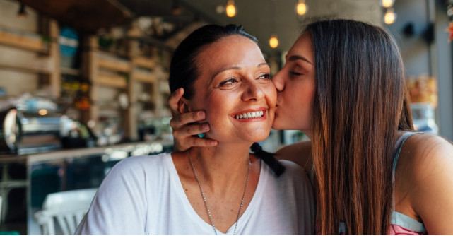 Idei de cadouri de Paste pentru mama
