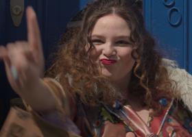 Netflix prezinta trailerul pentru Too Much (Prea Mult)