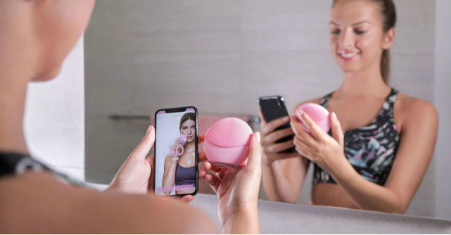 Rutina de antrenament pentru un ten luminos: FOREO LUNA mini 3 review