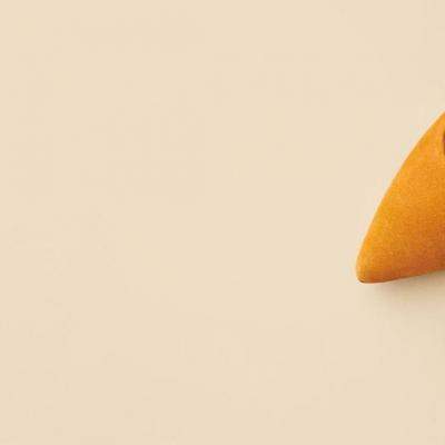 Pantofi dama cu toc gros - ştii cum să îi porţi în 2021?