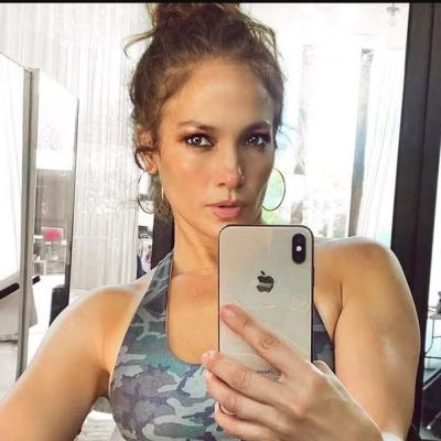 Elon Musk i-a distrus cariera lui Jennifer Lopez atât de repede, încât oamenii nici măcar nu au avut timp să înțeleagă cum