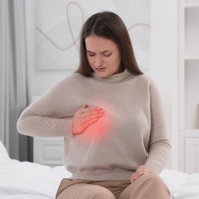 De ce apare durerea de sân la mame după 40 de ani: 8 cauze și soluții explicate pe înțelesul familiei 
