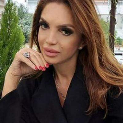Cristina Spătar, victorie în instanță împotriva fostului soț. Artista cere pensie alimentară pentru copiii ei
