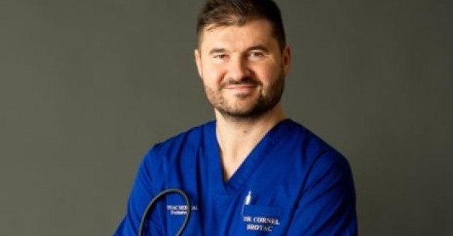 Rolul kinetoterapiei în tratarea osteoporozei: mișcarea care reconstruiește încrederea în propriul corp