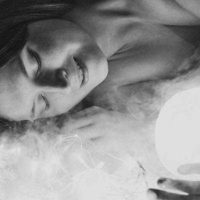 Ce înseamnă când visezi că faci dragoste? Interpretări și semnificații!