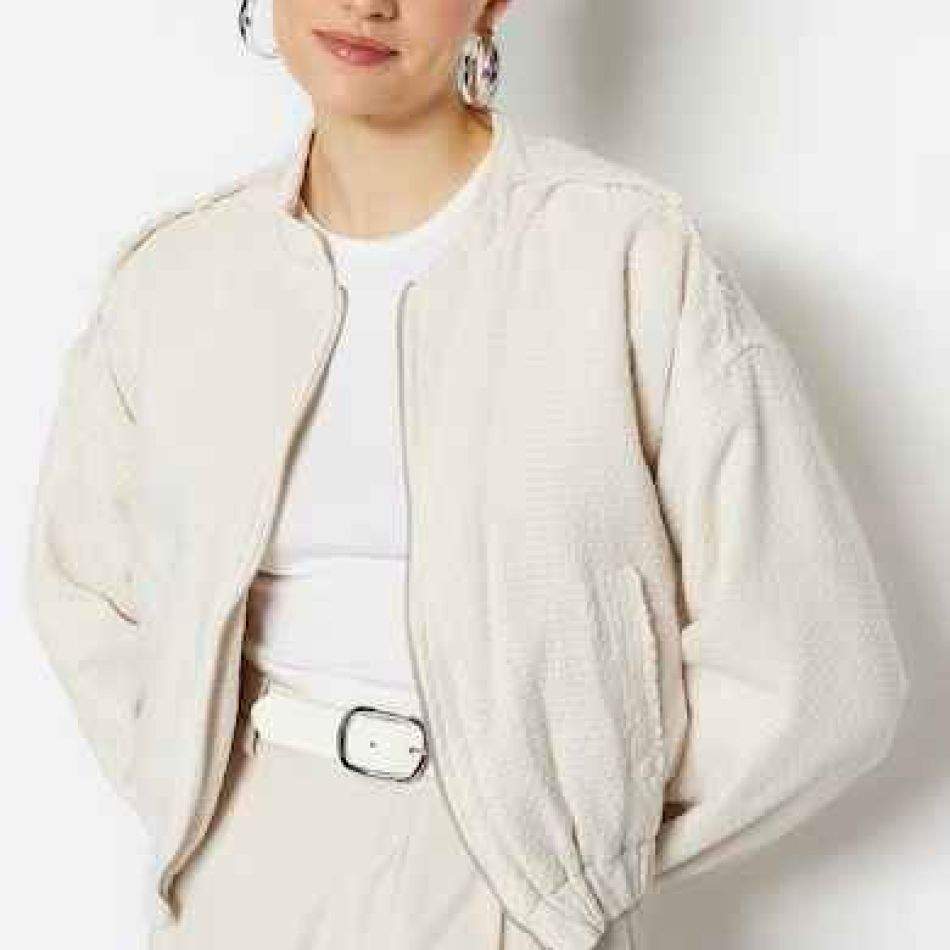 Ghidul jachetelor de primăvară: Cele mai frumoase 20 de modele cu care să stârnești admirația tuturor