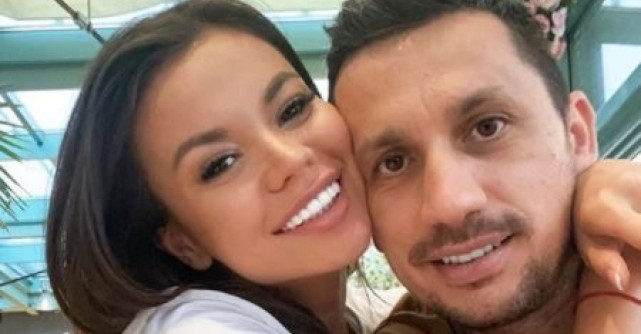 Cuvintele pline de iubire care i-au emoționat pe internauți! Denisa Filcea, mesaj pentru fetița ei, în prima vacanță la mare 