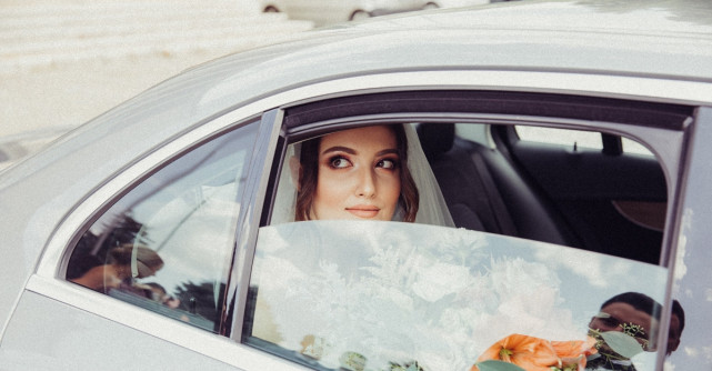 Tendinte: Cum arata si cum poti avea o nunta de designer in 2020 