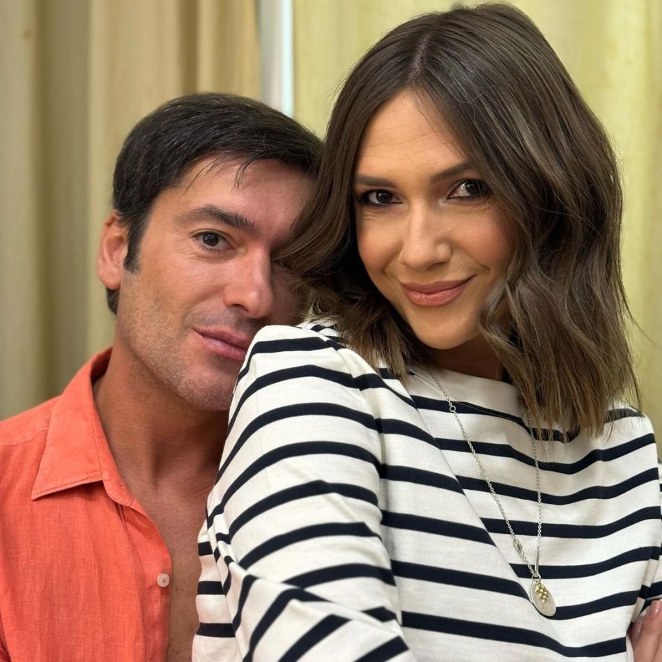 Adela Popescu, apariție spectaculoasă în costum de baie, la 38 de ani: Se plimbă nestingherită prin preajma mea...