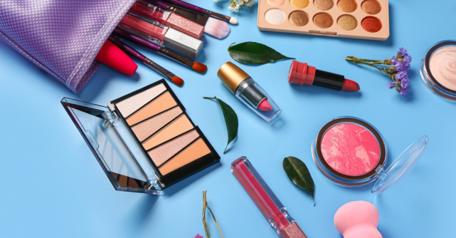Codul de pe ambalaj îți spune dacă produsul cosmetic este expirat? Cum verifici corect valabilitatea când nu găsești data clară