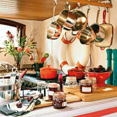 6 metode inedite de a folosi ghivecele metalice