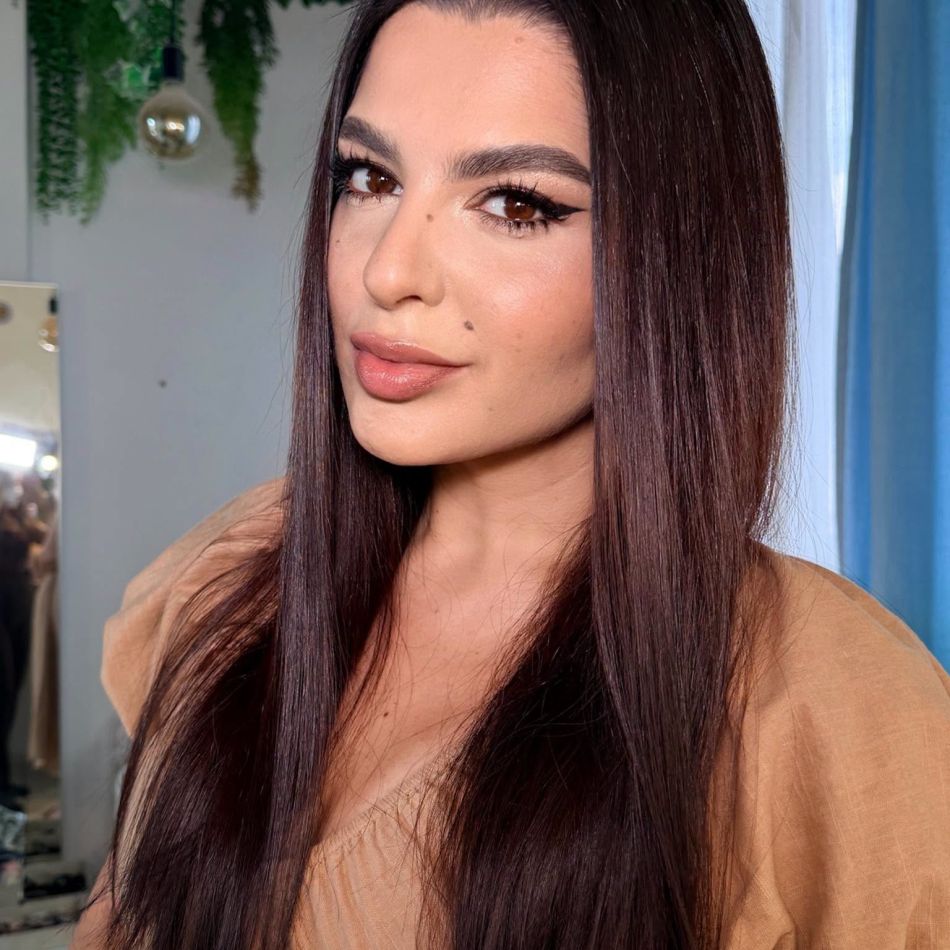 Ioana State a făcut spectacol la Vocea României 2026. Jurații au întors scaunele după prestația comediantei