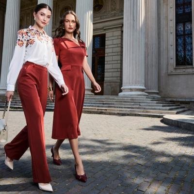 Back to Business: Eleganță Impecabilă la Birou