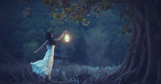 5 Moduri de a fi sinceră cu tine (chiar și atunci când ești speriată)