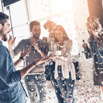 Cum sa organizezi o petrecere surpriza? 5 sfaturi utile