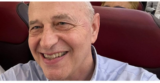 Mircea Geoană și-a început campania electorală cu o gafă: I-a urat sănătate Regelui Mihai, decedat în 2017