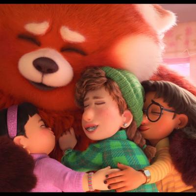 Turning Red / Roșu aprins: un film distractiv educativ despre relația mamă-fiică, un roller-coaster emoțional