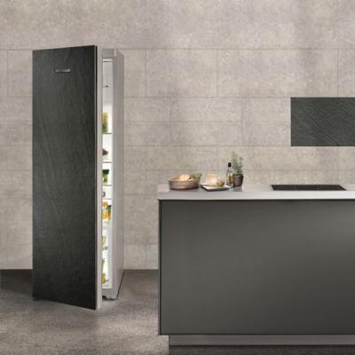 Design natural: frigiderul cu ardezie de la Liebherr