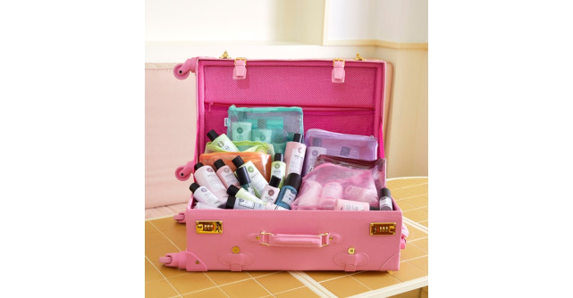 Maria Nila prezinta Beauty Bags 2022