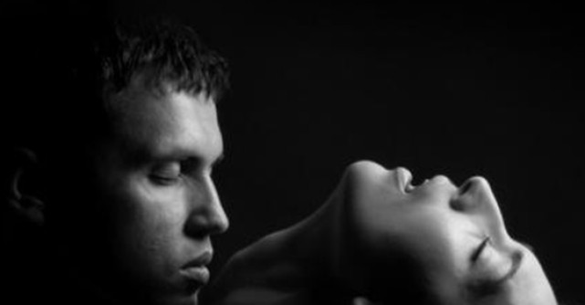 10 Pozitii sexuale pentru MULTIORGASM