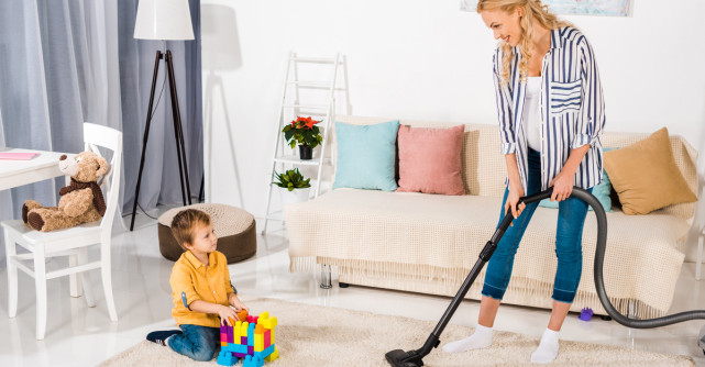 Întrebări de gravidă: Ce treburi casnice sunt interzise pentru viitoarele mămici?