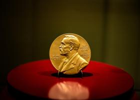 László Krasznahorkai câștigă Premiul Nobel pentru Literatură 2025 — literatura europeană în extaz!