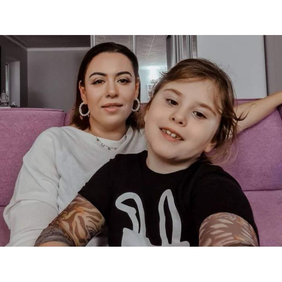 Fiica Oanei Roman a fost dusă de urgență la spital. Care este starea Isei: Testul COVID a ieșit negativ