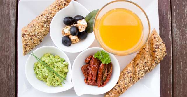 Slabeste sanatos: 3 Idei pentru un mic dejun dietetic si gustos