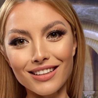În prag de Sărbători, Elena Gheorghe vă colindă! Ascultă aici cea mai frumoasă piesă de Crăciun a artistei