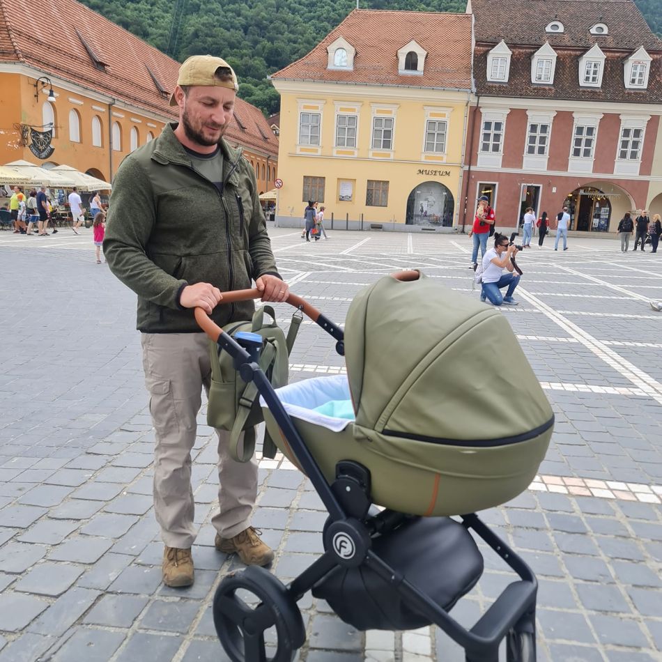 Reacții contradictorii la comentariile polițistului Marian Godină despre piesa Macarena:  Așa reacționează unii polițiști...