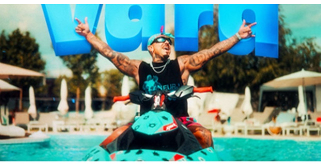  Alex Velea instigă la petrecere în Pierde Vară