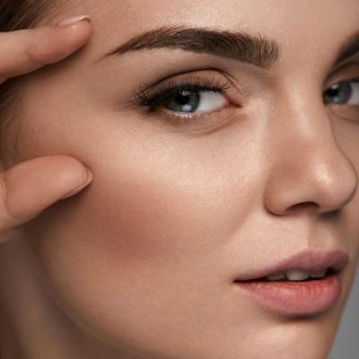 Cum ajuti sprancenele sa creasca mai repede in mod natural