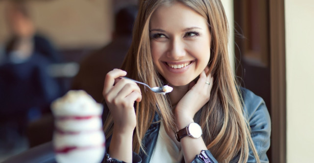 Dieta celor 8 ore: dispar kilogramele fara sa te uiti la ce mananci