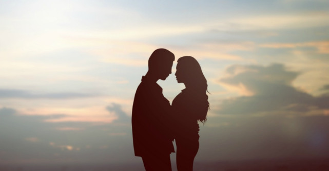 9 Semne că te iubește (chiar dacă nu ți-a spus asta până acum)