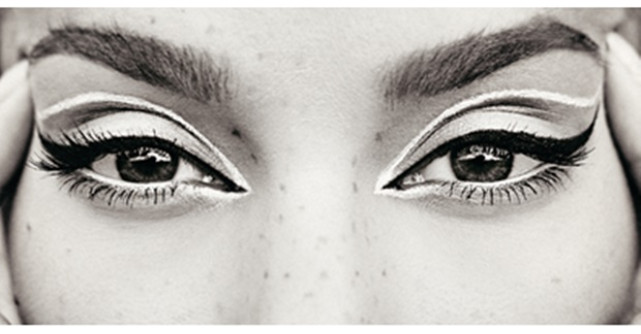 Minelli se întoarce la versurile în limba română și lansează picpocpac