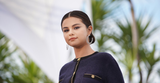 Motivul pentru care Selena Gomez și-a vândut inelul de logodnă primit de la Benny Blanco pentru doar 12 dolari