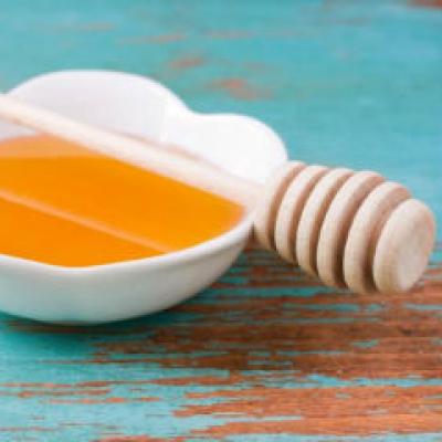 Remedii naturiste antice: Miere pentru frumusete si sanatate