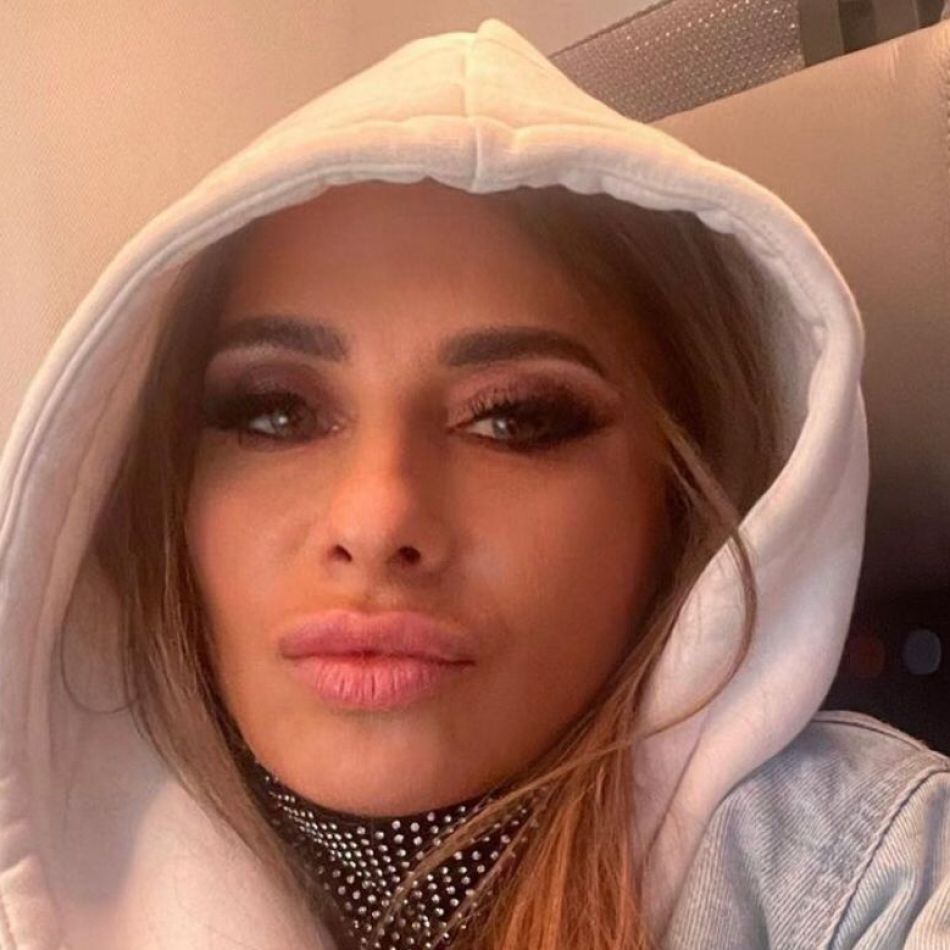 Corina Caciuc a născut cel de-al doilea copil al său și a lui Laurențiu Reghecampf. Mesajul Aneimaria Prodan