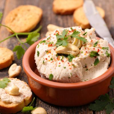 Reteta simpla de branza mozzarella vegana – perfecta daca tii post