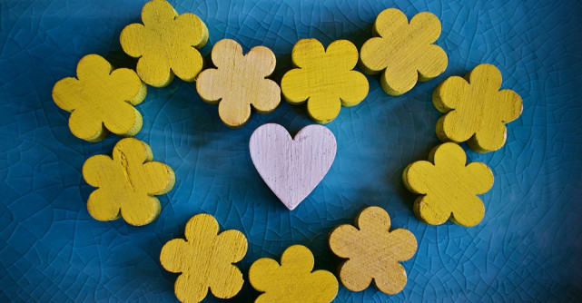 Dragostea va căștiga mereu! Doi tineri din Ucraina au făcut dansul mirilor, după ce mireasa a rămas fără picioare