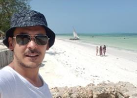 Poza care a cucerit internetul! Familia - Răzvan Simion și-a surprins fanii cu o imagine în care este alături de Dalina Răducan