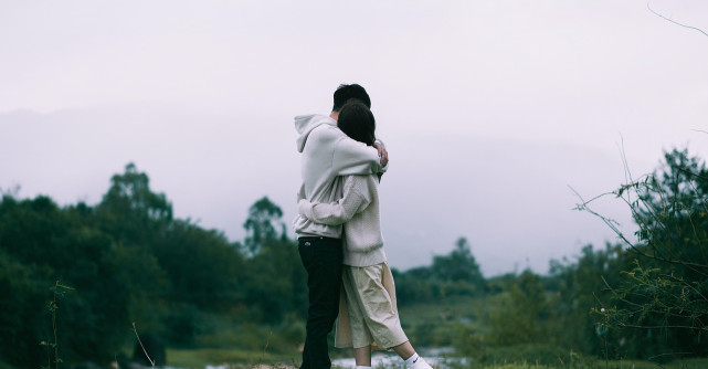 Caută acei oameni lângă care îți este bine, ușor și frumos, OAMENII TĂI...