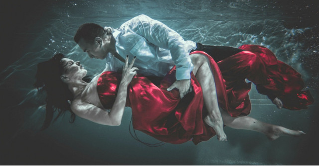 Astrologie: Gesturi pe care zodiile de APA le adora intr-o relatie