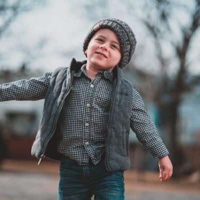 Ținute chic pentru băieței. 6 recomandări pentru primăvara aceasta