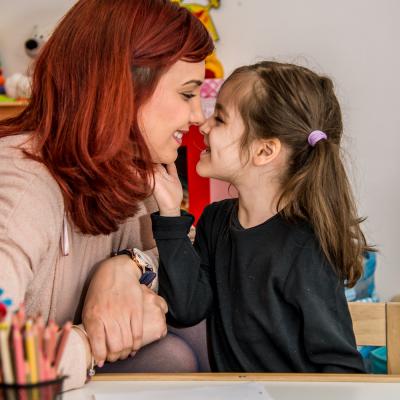 Asociația Autism Voice a ajutat peste 4.500 de copii cu autism în drumul spre recuperare și integrare socială