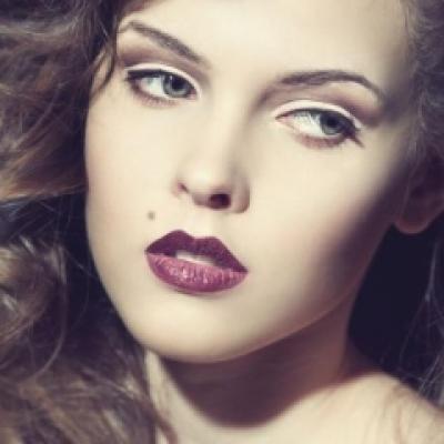 Practic: Machiaj pastelat de primavara