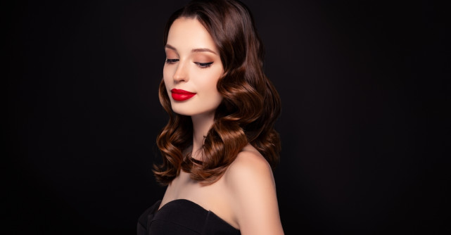 Când o femeie încetează să mai pună întrebări e pentru că altcineva îi oferă răspunsuri mai bune